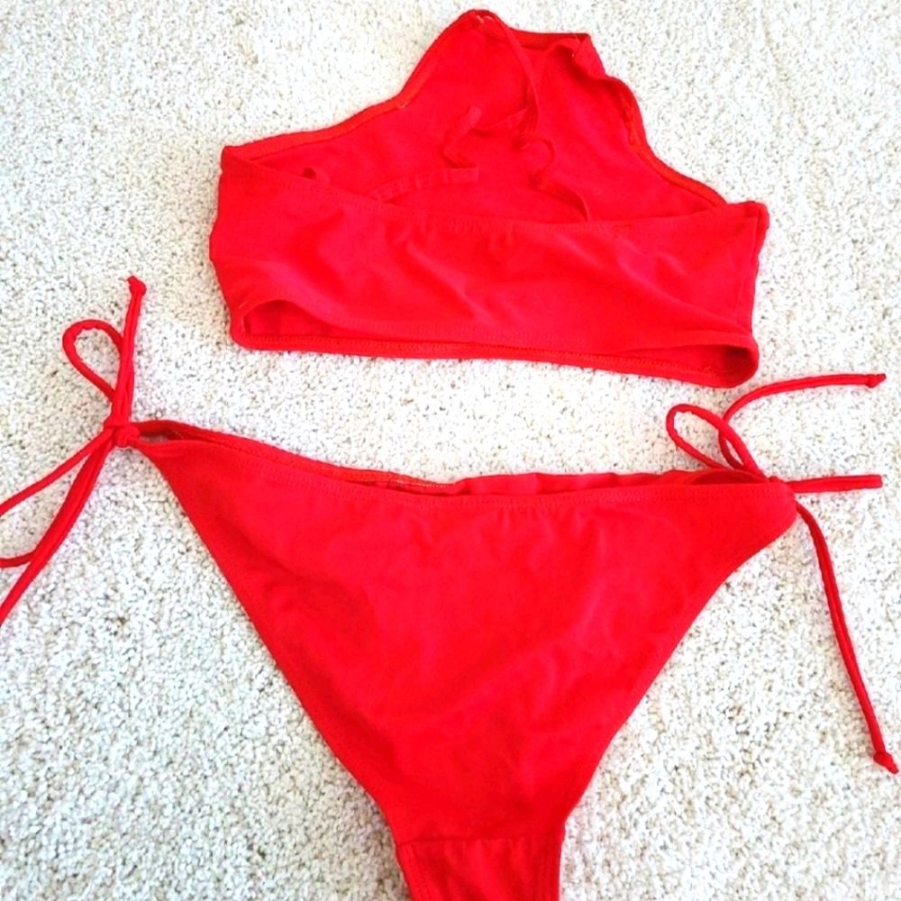 Red Bikini - image 2